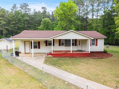Property at 14 Marvin Cir, Juliette, GA