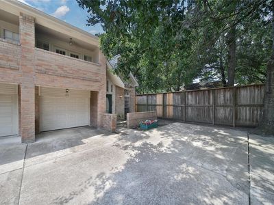 5515 Strack Rd APT 105