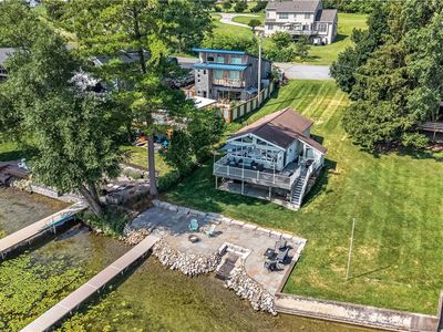 4957 Waters Edge Dr