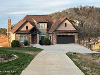 614 Watercrest Ln