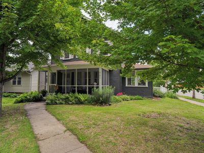 701 45th Pl