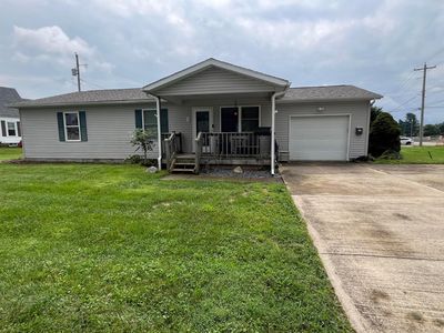 1 Hickory St