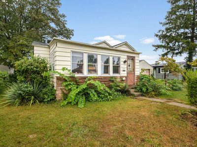 Property at 915 Jackson St, Mishawaka, IN