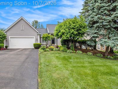 Property at 16040 Silverwood Dr, Fenton, MI