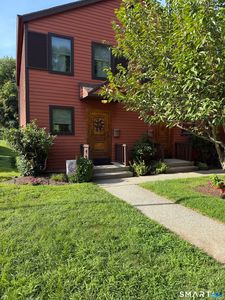 32 Courtland Drive #32