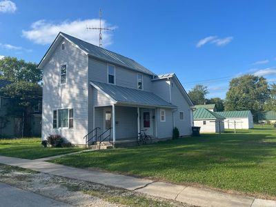 120 W North St