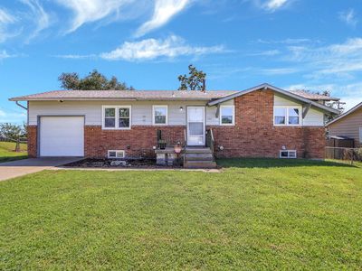 1511 Johnson Dr