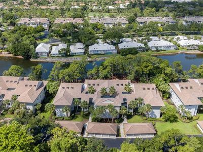 770 Waterford DR #302