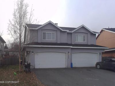 6440 Whispering Loop