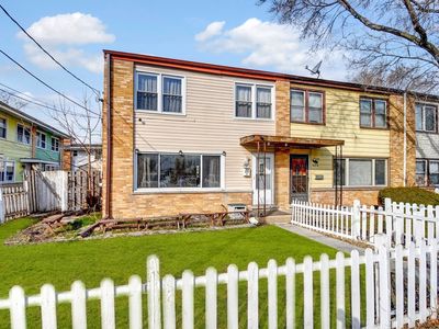 Property at 543 Lynn Ct Unit B, Glendale Heights, IL