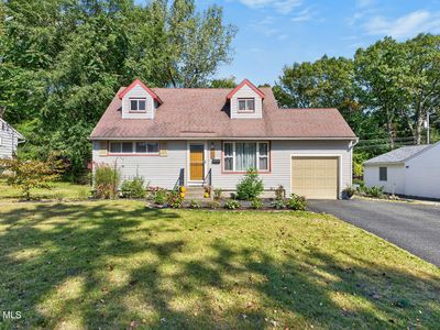 15 Bridle Path