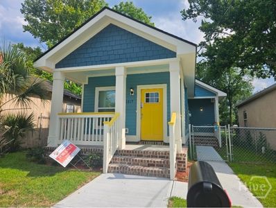 1317 New Castle Street