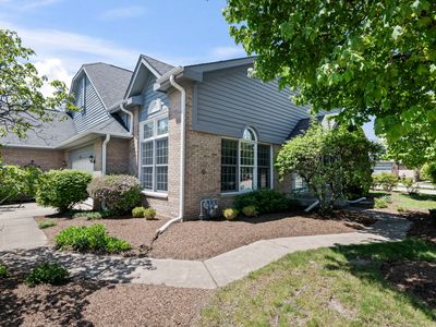301 Lynwood Cir
