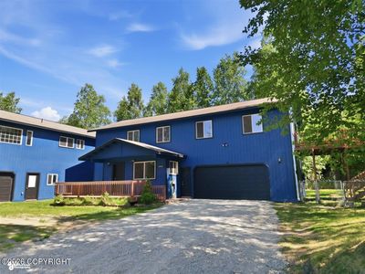 22625 Lake Hill Dr