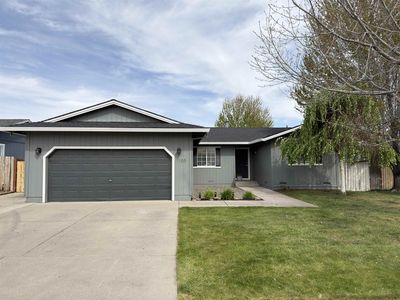 1155 Barbara St
