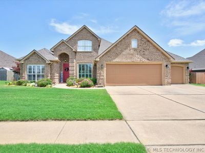 Property at 124 Prairie Ridge Ct, Bartlesville, OK