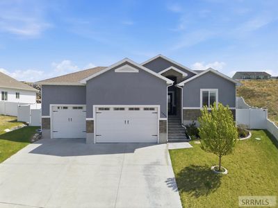 1099 Dolostone Dr