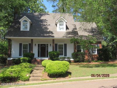 74 Moss Woods Dr
