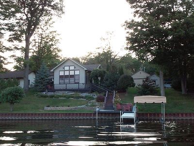 3771 Oakridge Dr