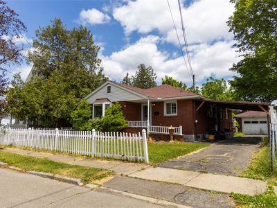 31 Avon St