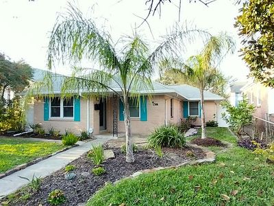 4406 Avenue Q 1/2