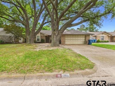784 Southwood Dr