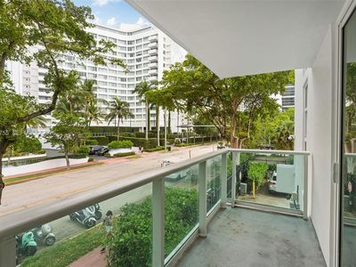 1035 West Ave APT 201