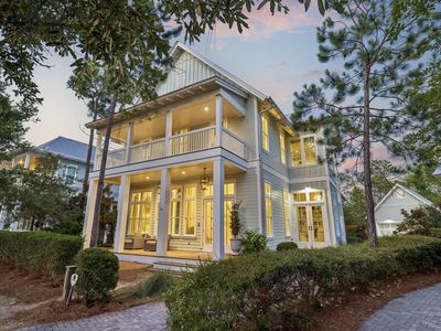 514 E Royal Fern Way