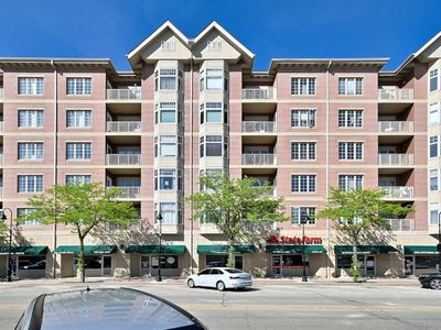 9670 Franklin Ave Unit 213