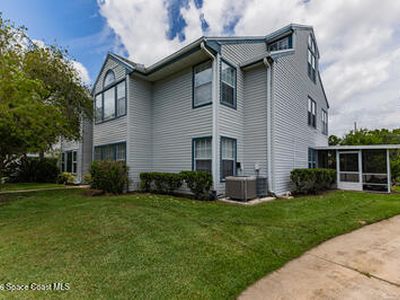 4895 Lake Waterford Way W #2207