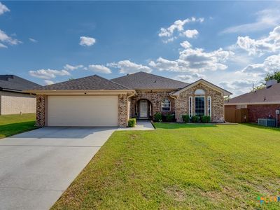 2406 Moonstone Dr