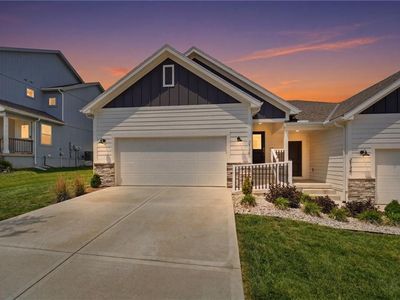 Property at 2136 SW Osage Dr, Lees Summit, MO