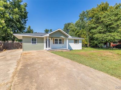 155 Hampton Ct