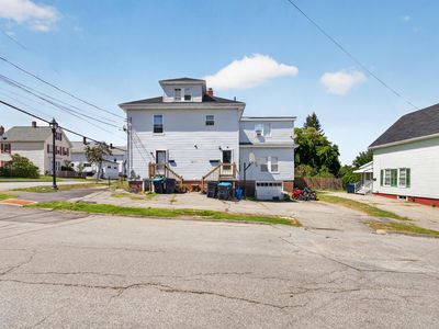 27 Cook Street