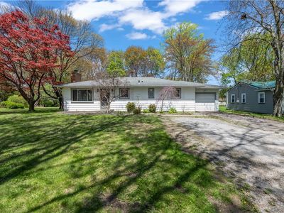 178 Meadowdale Dr