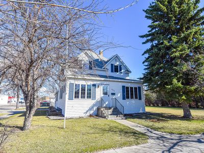 203 E Fletcher Ave