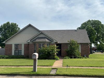 1406 Windover Ln