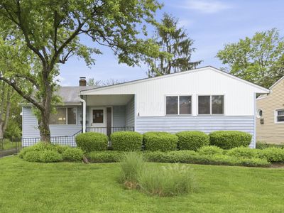 3323 Roswell Dr
