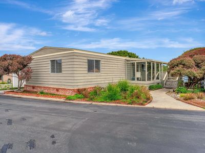 2395 Delaware Ave #77