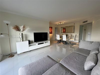 3300 NE 191st St APT 406