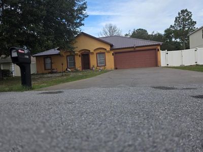 16 Perch Dr