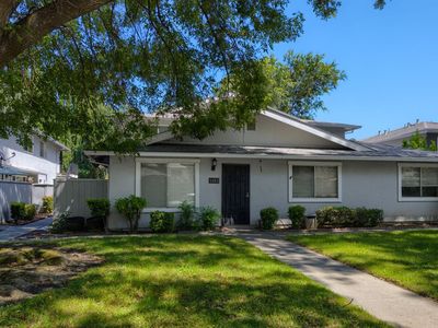 140 Del Rio Court #1