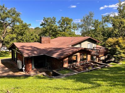 306 Black Walnut Dr