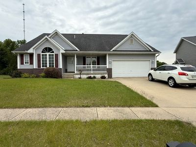1000 White Ivy Pl NE
