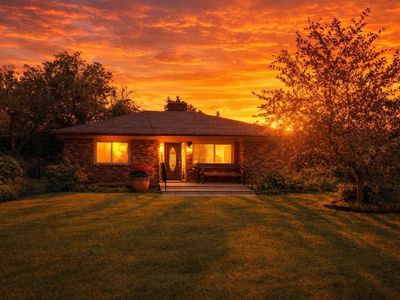 11512 E Valleyway Ave