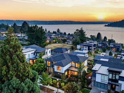 3927 Park Avenue N