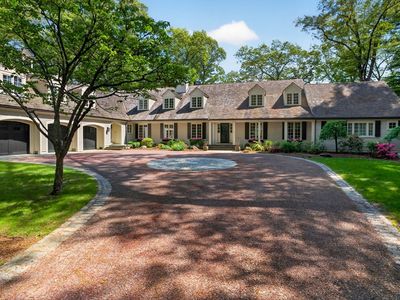 12 Winding River Cir