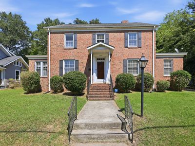 160 W Young Ave
