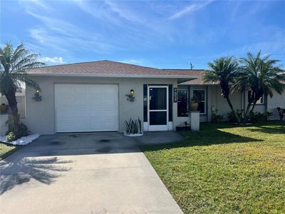 9359 Casa Grande Ave