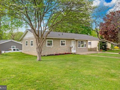 207 Barbara St